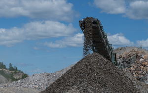 Conveyor with Gravel